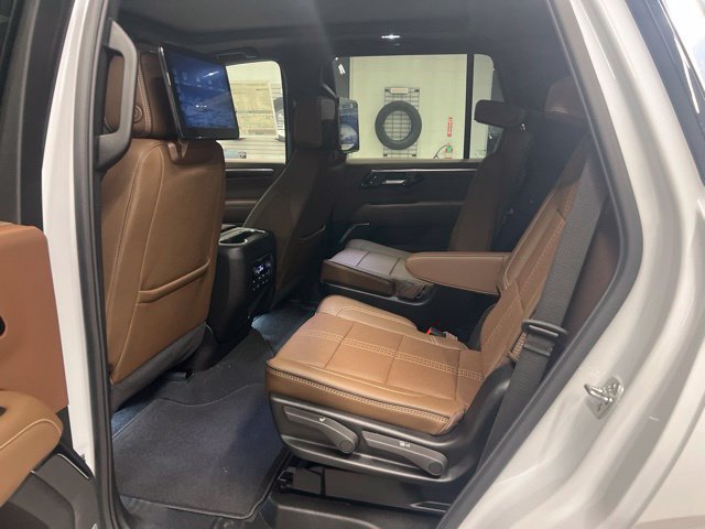 New 2026 Chevrolet Tahoe High Country AWD/4WD image 27