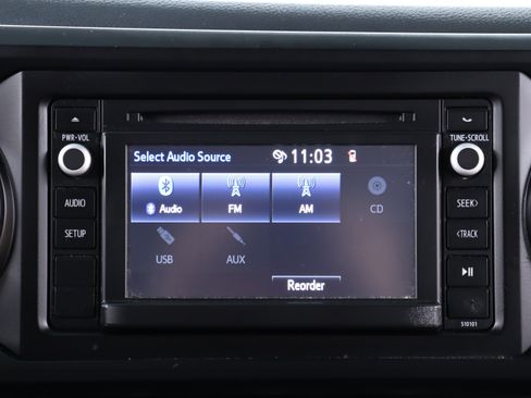 Used 2018 Toyota Tacoma SR image 12