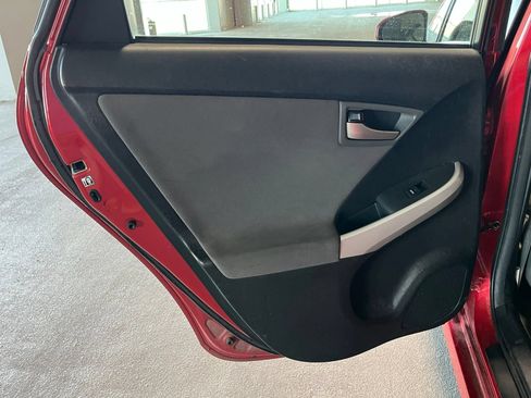 Used 2013 Toyota Prius Two FWD image 32