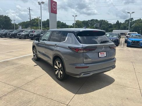 Used 2026 Mitsubishi Outlander SE FWD image 5