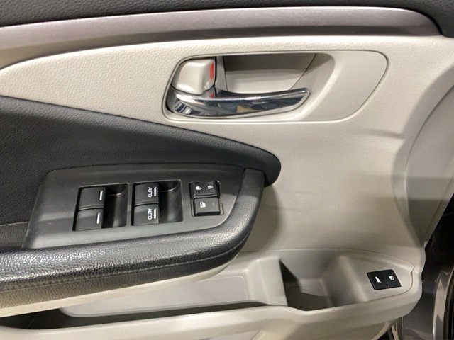 Used 2017 Honda Pilot EX-L image 13