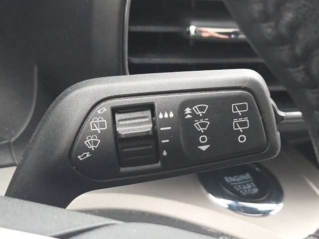 Used 2023 Ford Explorer XLT w/ Equipment Group 202A AWD/4WD image 44