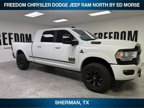 Used 2024 RAM 2500 Limited AWD/4WD image 3