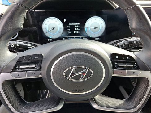 Used 2023 Hyundai Elantra Limited image 21