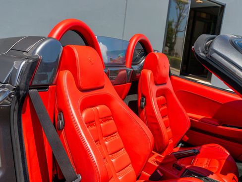 Used 2005 Ferrari F430 Spider RWD image 13