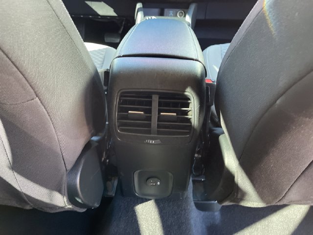 Used 2020 Ford Escape SE FWD image 32