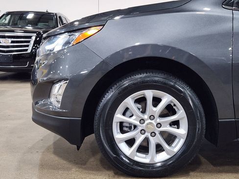 Used 2020 Chevrolet Equinox LT image 5