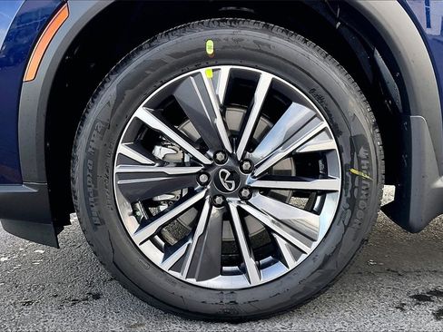 New 2026 INFINITI QX60 Luxe image 13