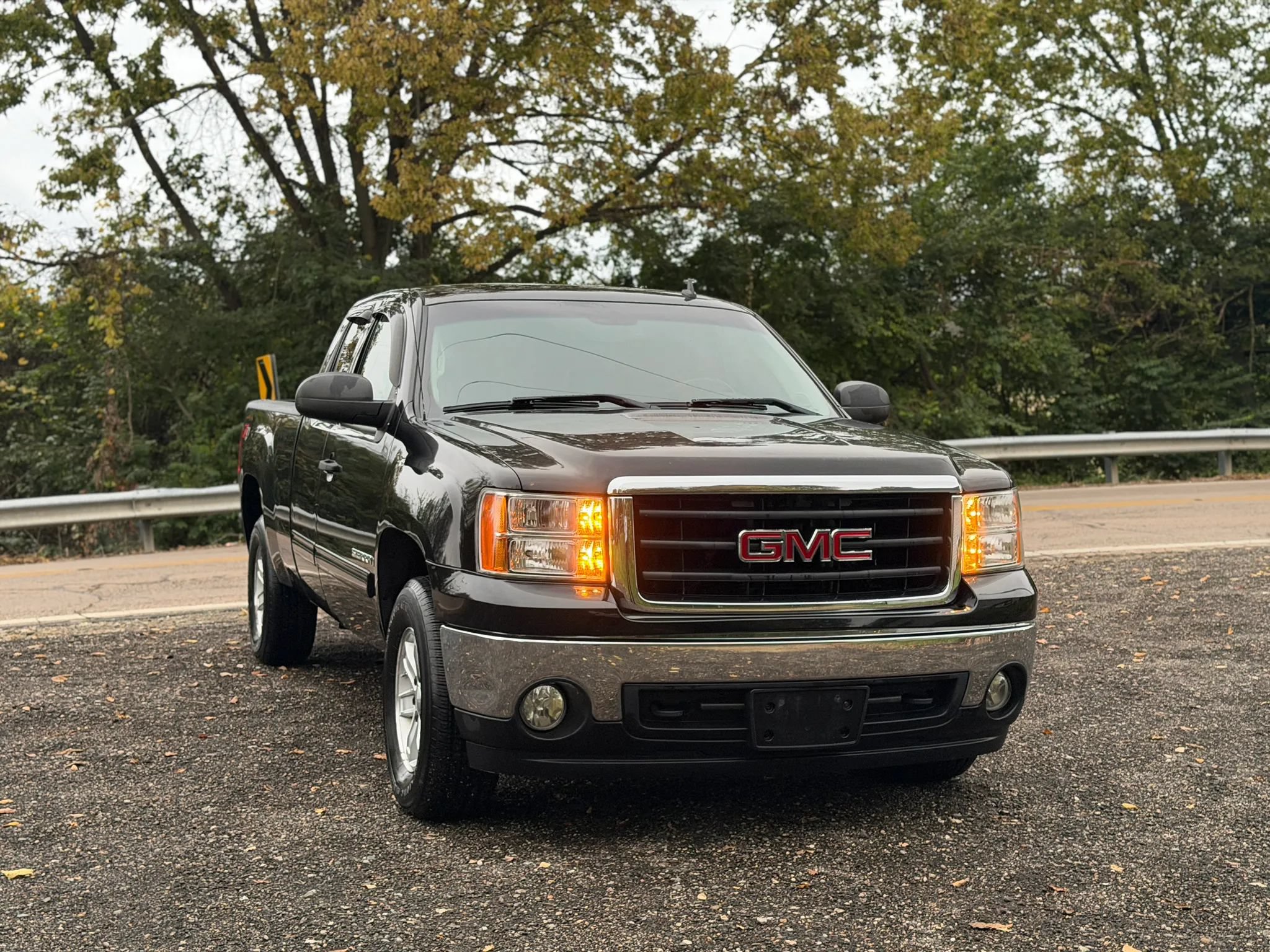Used 2008 GMC Sierra 1500 SLE w/ Power Pack Plus AWD/4WD image 8