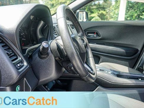 Used 2022 Honda HR-V Sport image 18