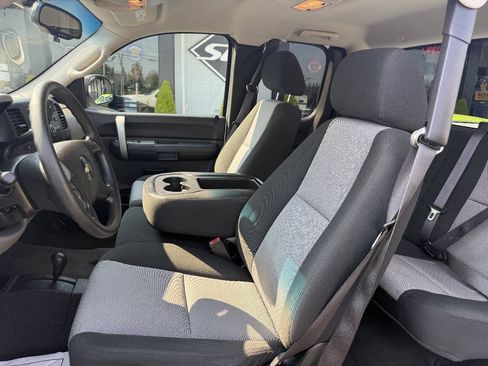 Used 2009 Chevrolet Silverado 1500 LS AWD/4WD image 13