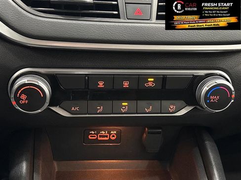 Used 2022 Nissan Altima 2.5 SV image 41