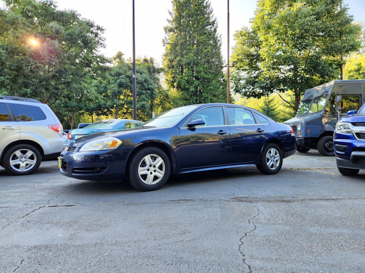 Used 2010 Chevrolet Impala LS FWD image 14