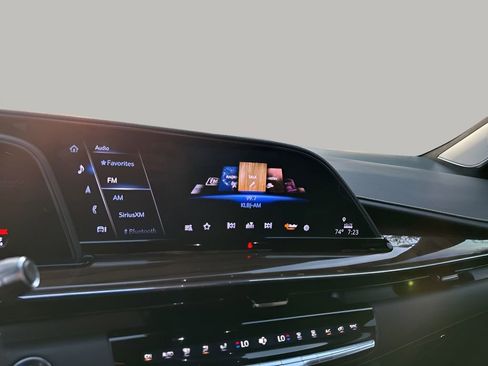 Certified 2024 Cadillac Escalade Sport Platinum w/ LPO, ONYX Package AWD/4WD image 37