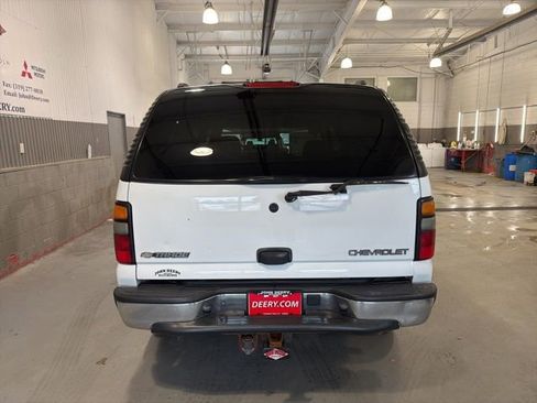 Used 2005 Chevrolet Tahoe LS image 3