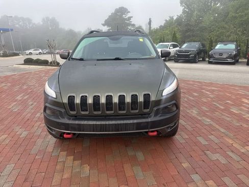 Used 2018 Jeep Cherokee Trailhawk w/ Quick Order Package 27L AWD/4WD image 25