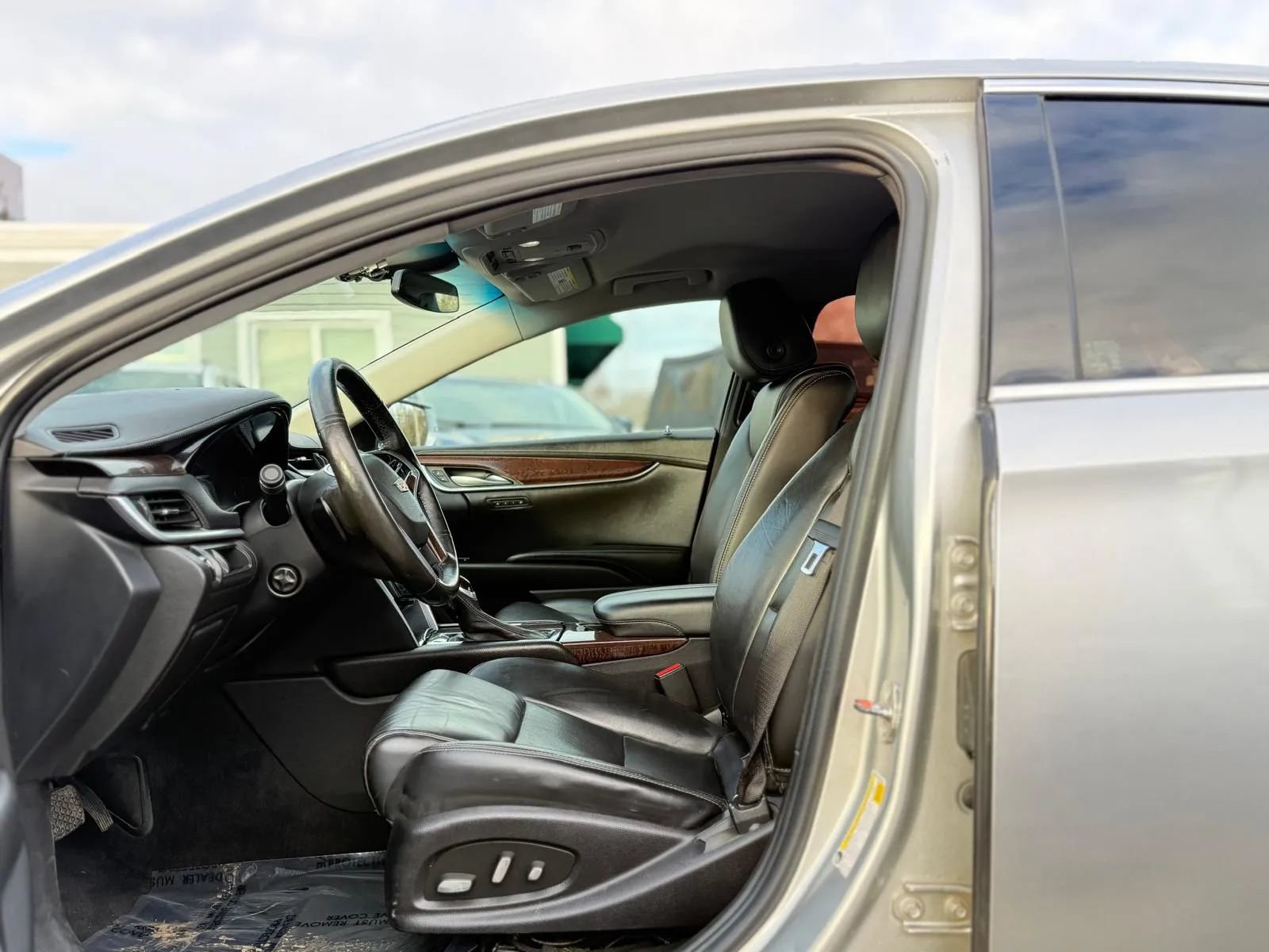 Used 2016 Cadillac XTS Luxury FWD image 8
