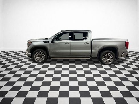 Certified 2024 GMC Sierra 1500 Denali Ultimate AWD/4WD image 6