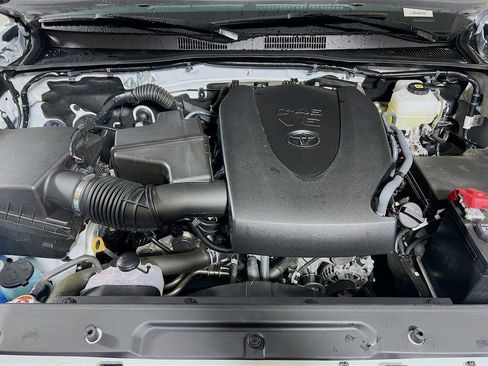 Certified 2023 Toyota Tacoma TRD Off-Road w/ Technology Package image 27