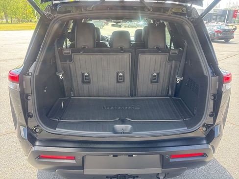 New 2026 Nissan Pathfinder Rock Creek w/ Rock Creek Premium Package AWD/4WD image 19