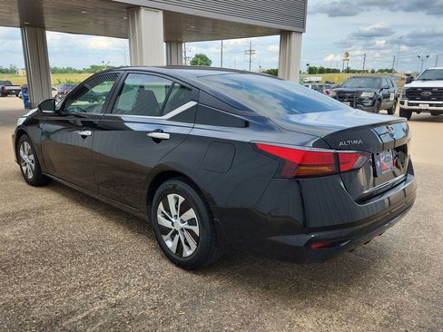 Used 2024 Nissan Altima 2.5 S FWD image 20