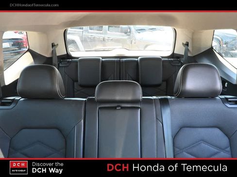 Used 2024 Volkswagen Atlas SE FWD image 20
