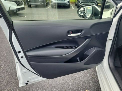Used 2025 Toyota Corolla SE FWD image 15