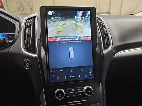 Used 2024 Ford Edge Titanium AWD/4WD image 21