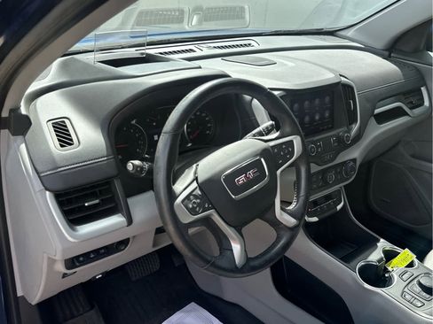 Used 2022 GMC Terrain SLT w/ Infotainment Package II image 26