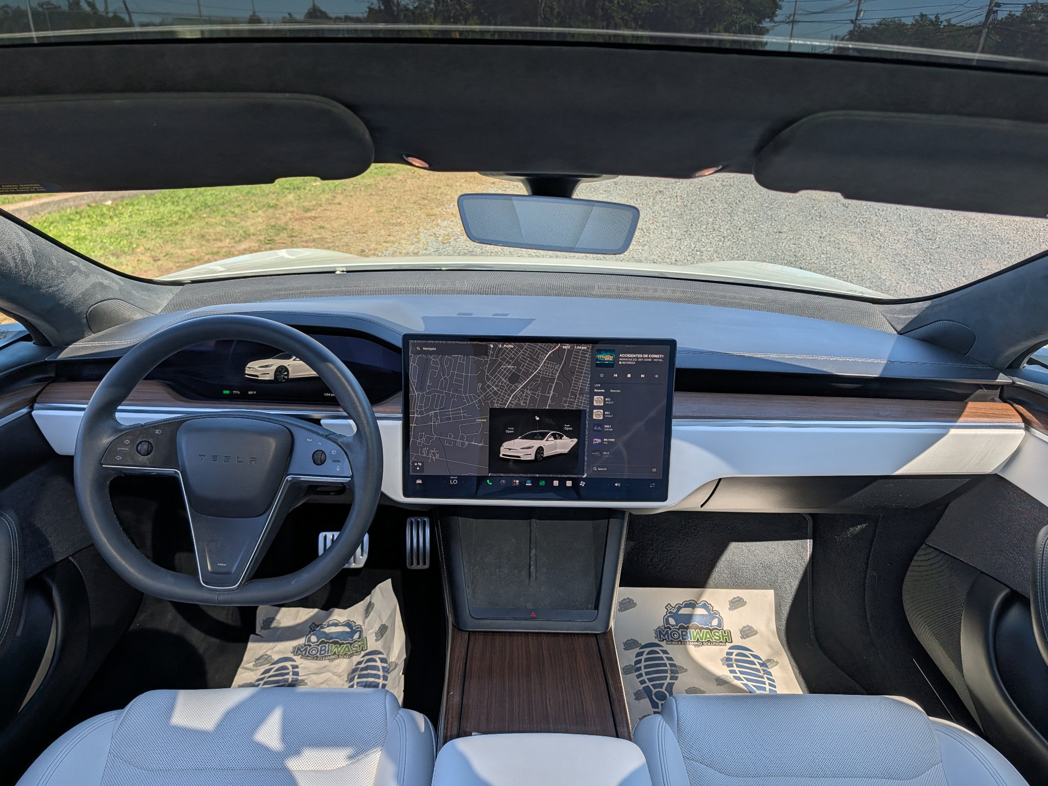 Used 2023 Tesla Model S Standard Range AWD/4WD image 32