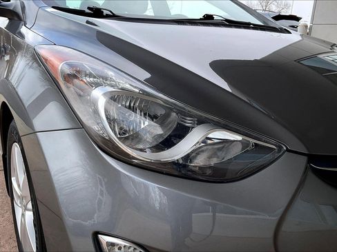 Used 2013 Hyundai Elantra GLS w/ Preferred Pkg image 28