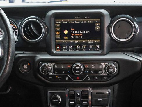 Used 2023 Jeep Wrangler Unlimited Rubicon 392 w/ Trailer Tow Package image 25