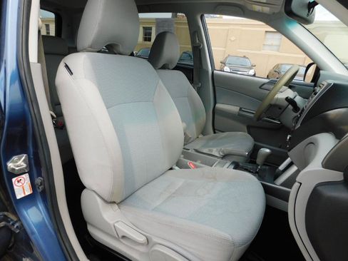 Used 2013 Subaru Forester 2.5X Premium AWD/4WD image 14
