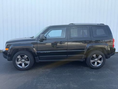 Used 2016 Jeep Patriot Sport w/ Power Value Group AWD/4WD image 9