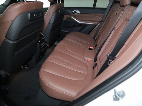Certified 2022 BMW X5 xDrive45e w/ M Sport Package image 16