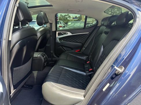 Used 2019 Genesis G70 2.0T Advanced w/ Prestige Package AWD/4WD image 17