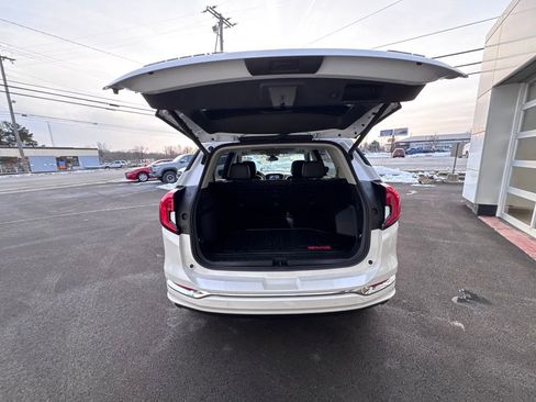 Used 2024 GMC Terrain Denali w/ Denali Premium Package image 26