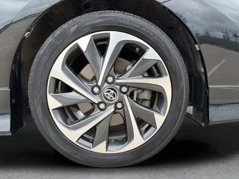 Used 2018 Toyota Corolla iM w/ Carpet Mat Package (TMS) FWD image 20