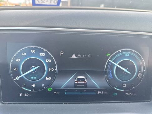 Used 2022 Hyundai Tucson Limited AWD/4WD image 22