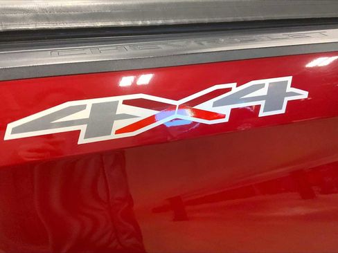 Used 2020 Chevrolet Silverado 1500 LT w/ All-Star Edition image 9