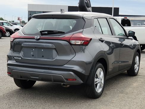 New 2025 Nissan Kicks Play S image 3