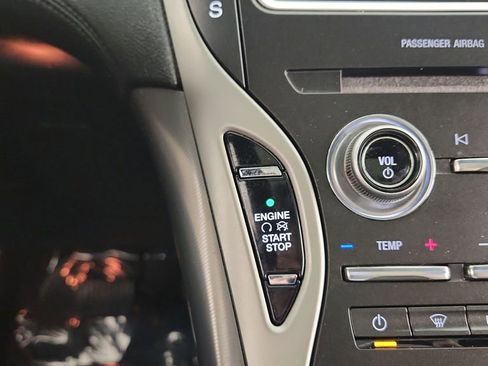 Used 2019 Lincoln Nautilus Reserve image 24