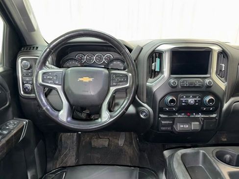 Used 2020 Chevrolet Silverado 1500 LT w/ All-Star Edition AWD/4WD image 17