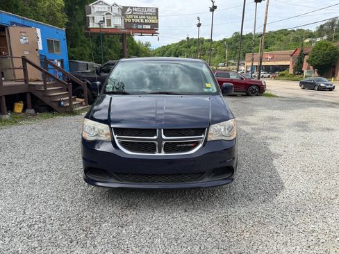 Used 2014 Dodge Grand Caravan SXT FWD image 5