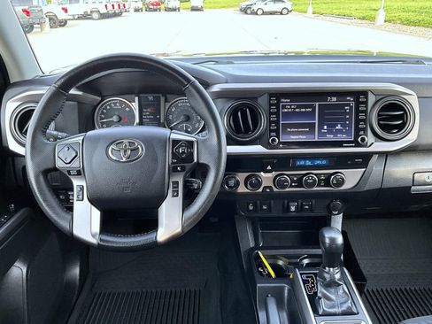 Used 2023 Toyota Tacoma 4x4 Double Cab w/ Trail Edition image 12