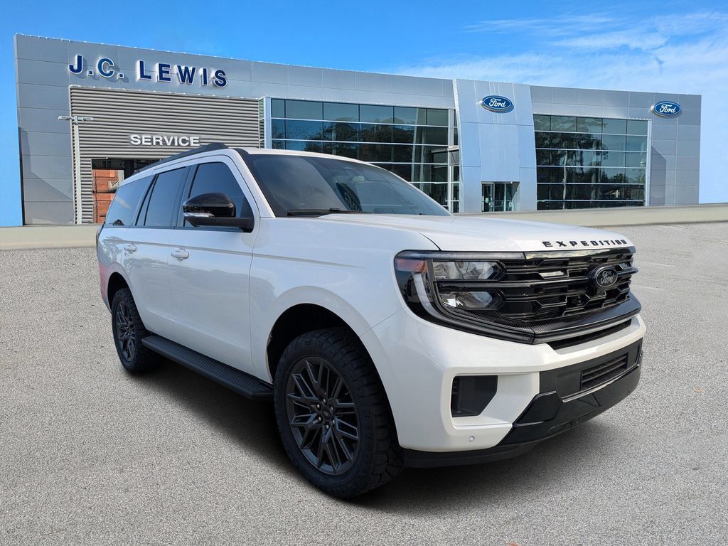 New 2026 Ford Expedition Platinum w/ Stealth Appearance Package AWD/4WD 360° Tour