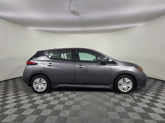 Used 2025 Nissan Leaf S FWD image 6