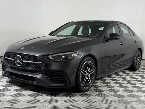 Used 2023 Mercedes-Benz C 300 4MATIC Sedan image 2