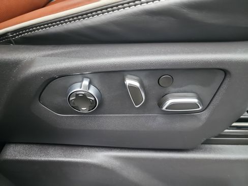 Certified 2024 GMC Sierra 2500 Denali Ultimate image 32