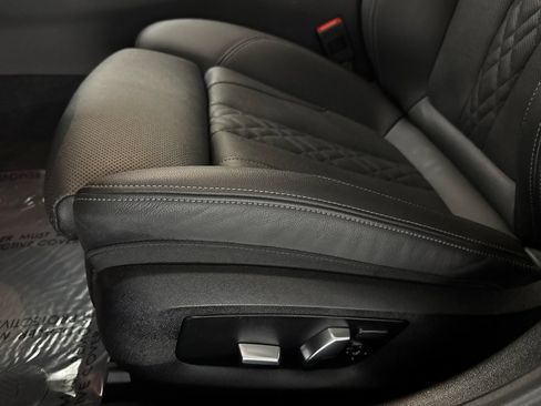 Used 2023 BMW 530e w/ Convenience Package image 14